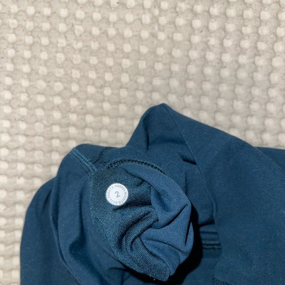*SOLD* Lululemon Align Legging - Picture 3 of 3